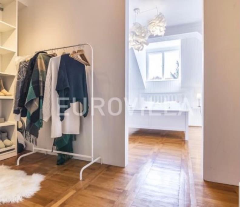 Big, Bright Apartment In The Center Of Zagreb Eksteriør bilde
